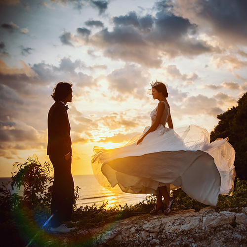 躲在海隅里的青春