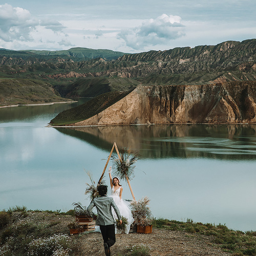 Blooming Garland 盛开の花环
