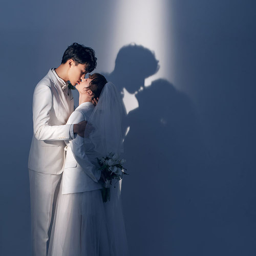 3月31日直播:春先生&佳女士