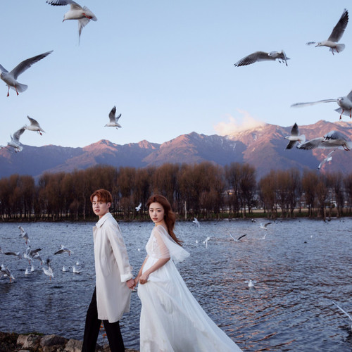 抖音达人:依杯啵啵