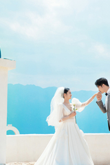 鄧先生&易女士