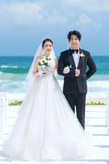 王先生&鄒女士