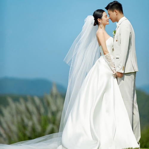 李先生&王女士