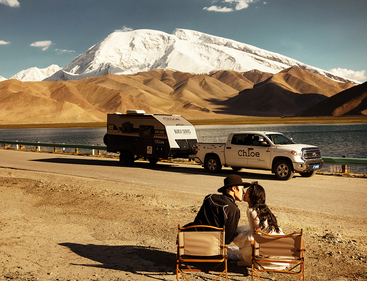 盛裝奔赴一場(chǎng)5000公里的婚禮