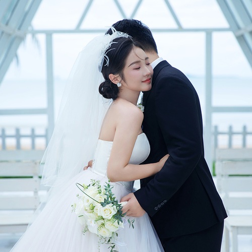 罗女士&马先生